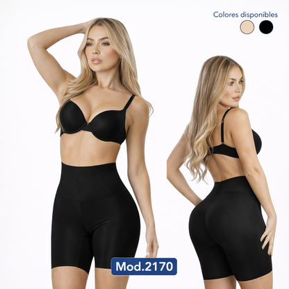 Mod. 2170 Short cintura media con varillas internas y dobladillo fusionado
