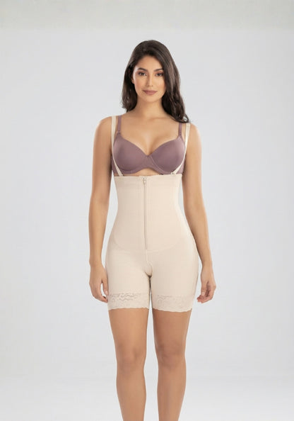 Mod. 3067 Strapless tipo short